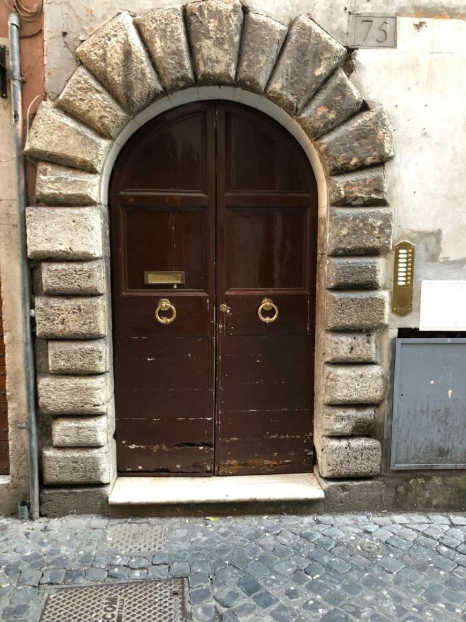 Leonina 75 Holidays Roma Exterior foto